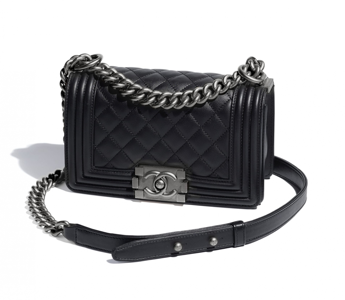 20 cm 的 small size 一向是熱門款式