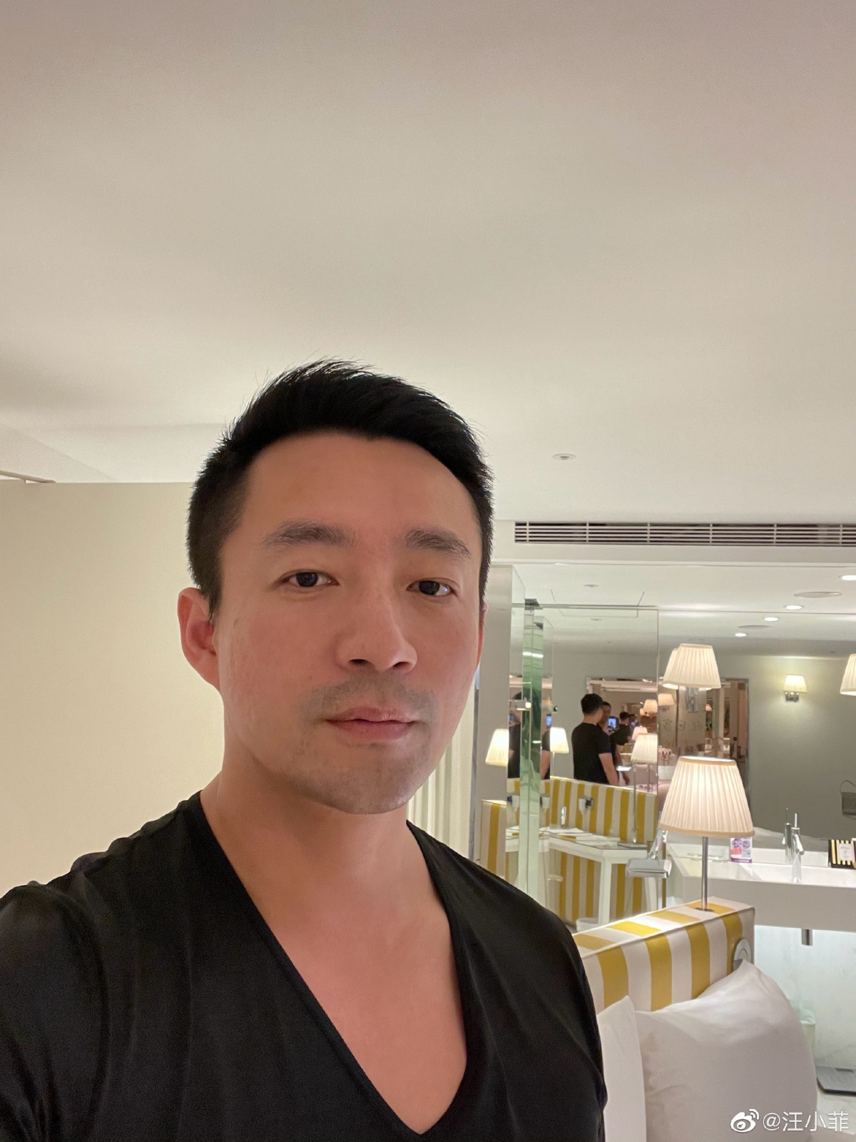 汪小菲趁工作空檔趕回台灣「箍煲」,與妻兒團聚,婚變傳聞才得以平息~