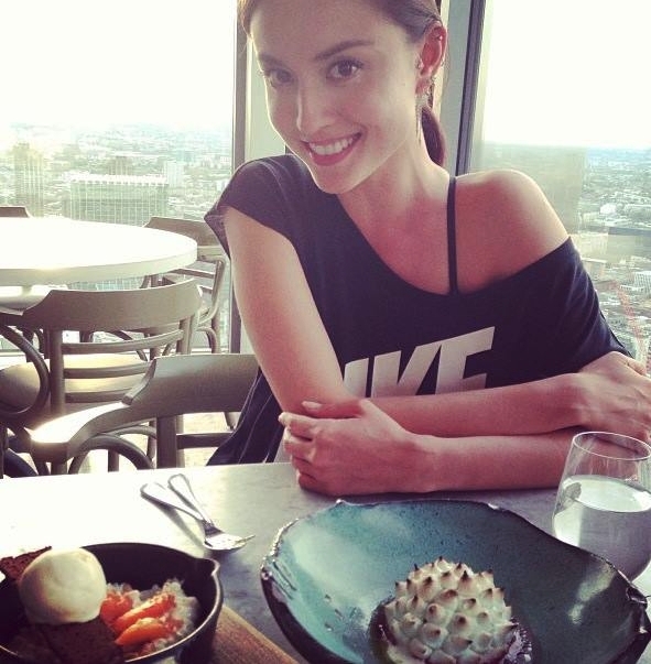 Mandy Lieu於洗米華被捕前20多日將名下逾1.2億的西半山豪宅抵押!