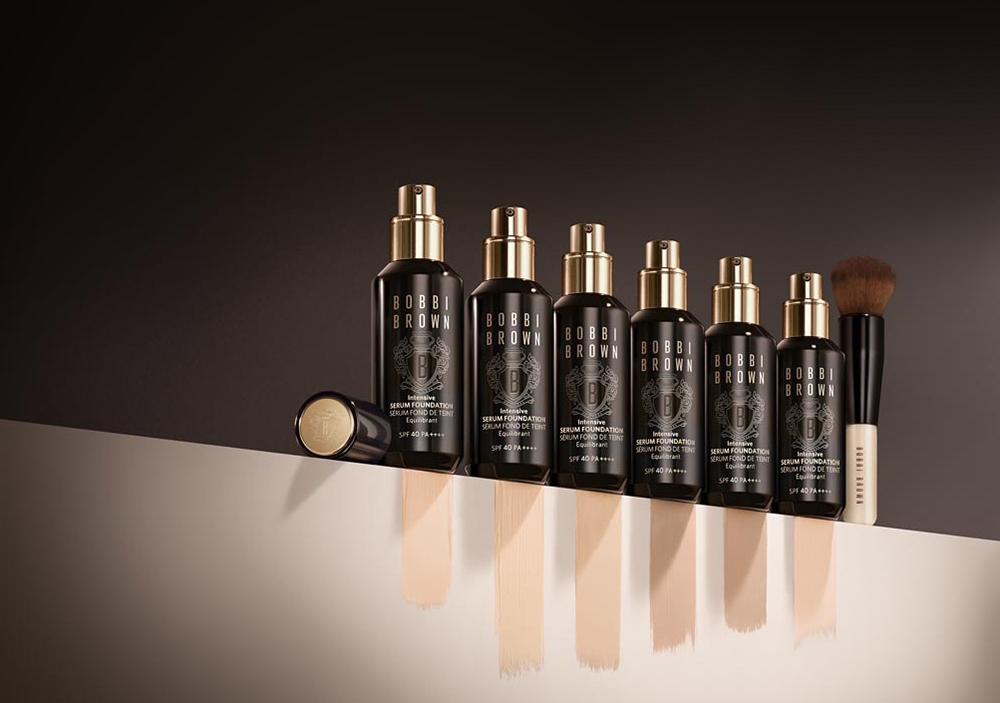 Bobbi Brown 蟲草抗氧修護精華粉底液SPF40/PA++++