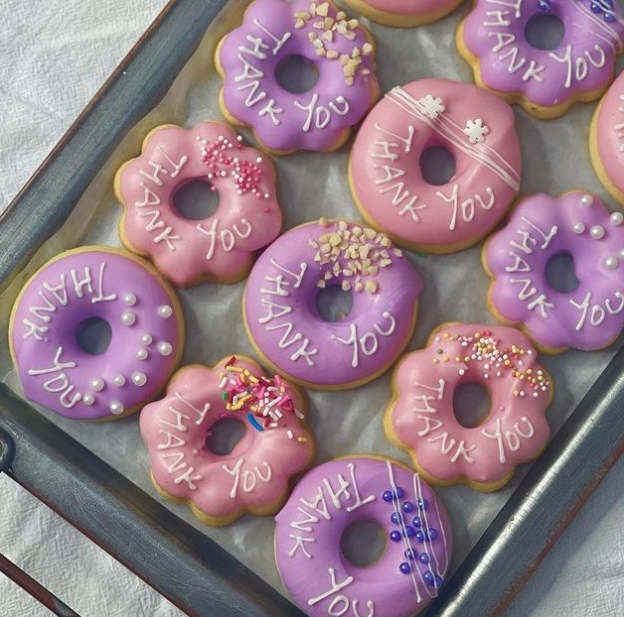 愛吃甜吃的女生就不能錯過 DonutMama 的冬甩!口味繁多的冬甩份量小巧