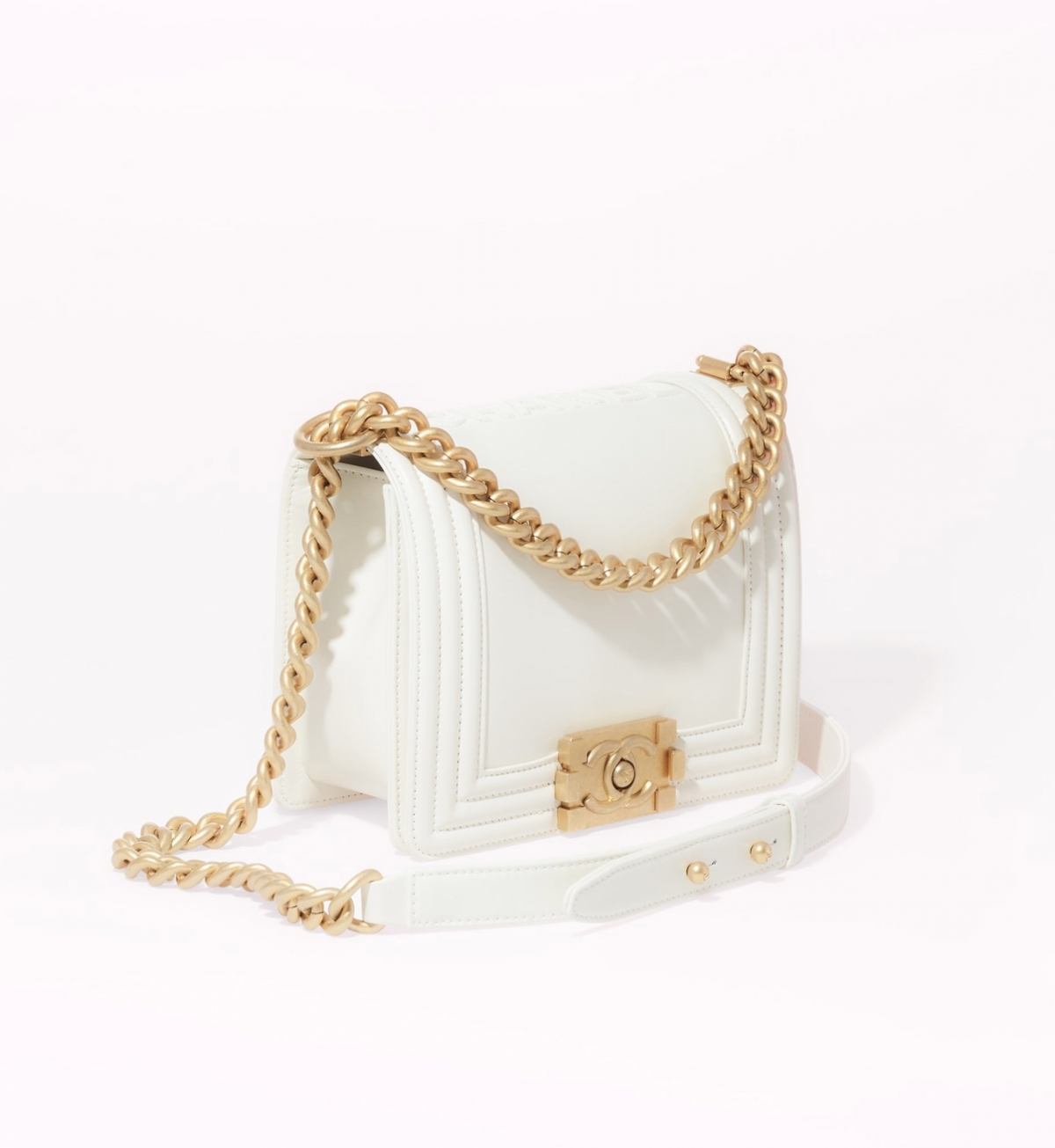 Mini Boy 形狀大小與方胖子相似