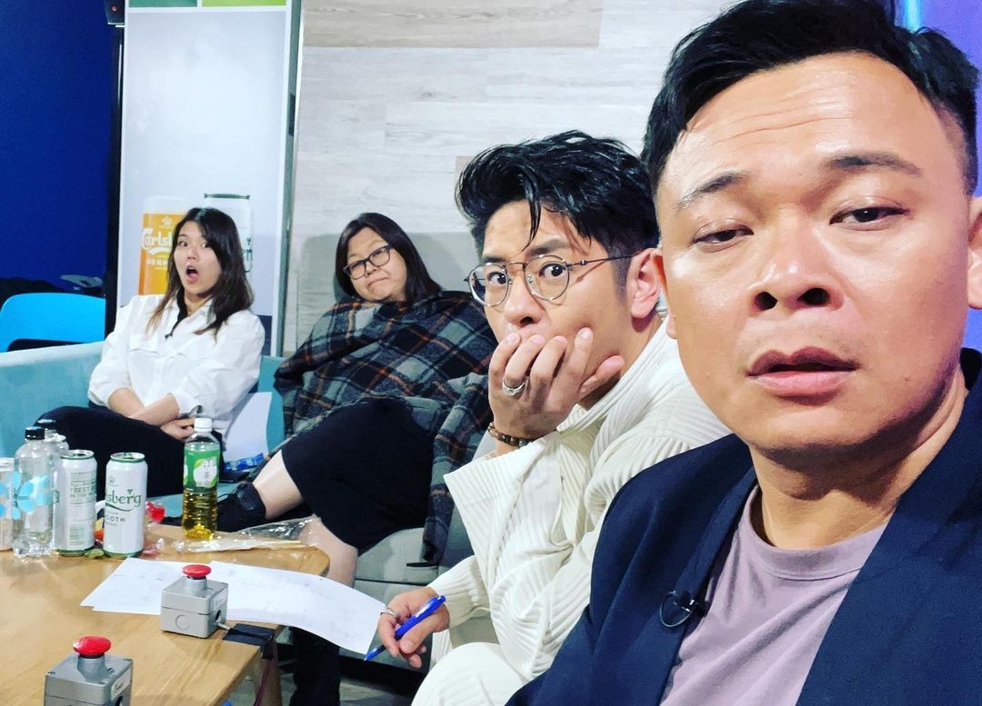 不少網民在播出後都認為節目導師梁祖堯反應太浮誇,而且太過感情用事!