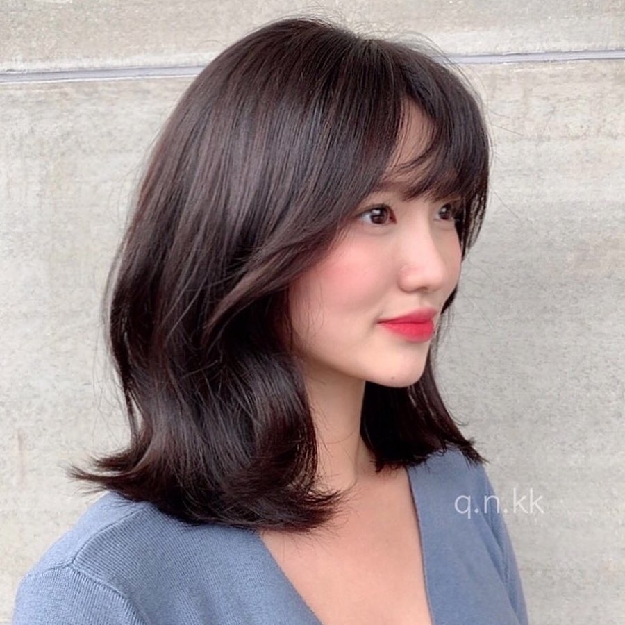 仿如一位職場上很有主見及想法的女強人,很適合一眾OL的髮型!