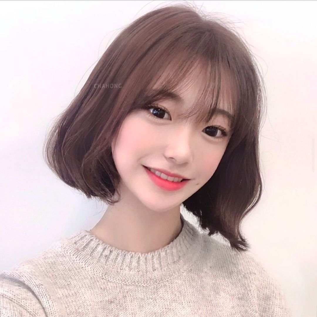 這款外翹內彎的自然微捲髮型其實在韓國已經紅了很多年