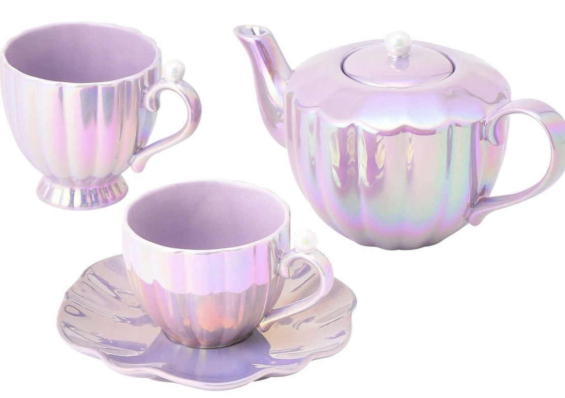 Francfranc Opal Shell 茶具系列。