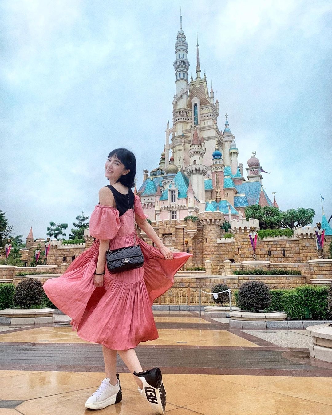 港男嘗試安撫及了解女朋友的情況:「問佢咩事佢又唔講」