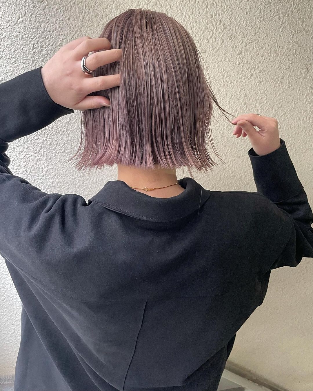 2021秋冬季髮色!煙燻灰紫在近年亦很受女明星的熱愛~