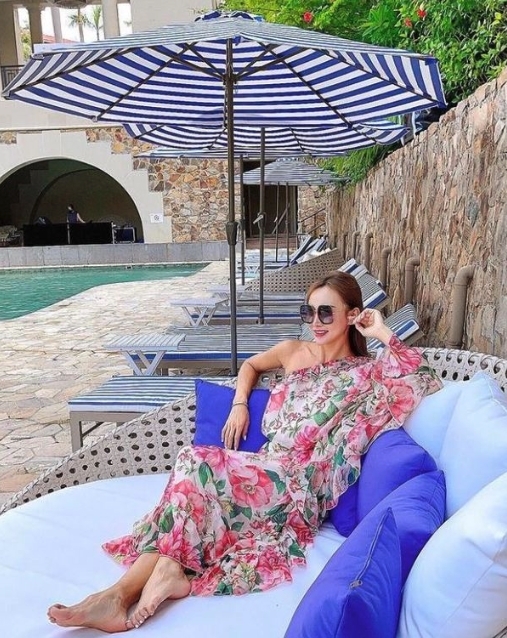 不少網民都直言差點認不出是她，也有網民大讚張利華離婚後容光煥發！