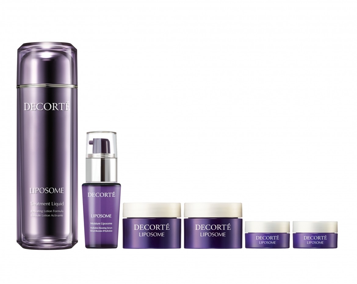DECORTÉ 的Liposome 保濕護膚套裝質感滋潤,保濕力強