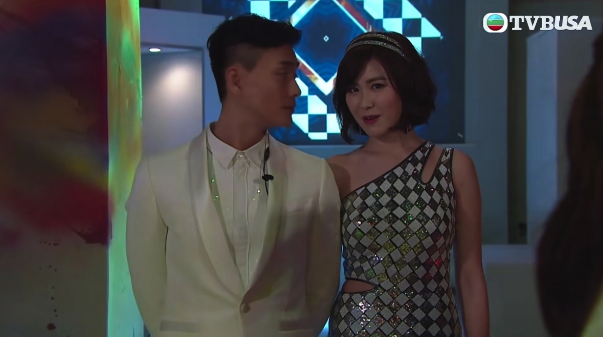 而且作為他的上司,對他的工作日程、時間地點,甚至連公幹的時間也瞭如指掌,偷情起來就更加得心應手,認真可怕!