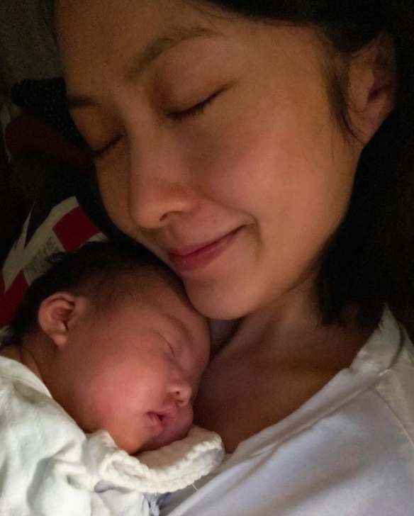 湯怡決定一笑置之專心當好媽媽和妻子