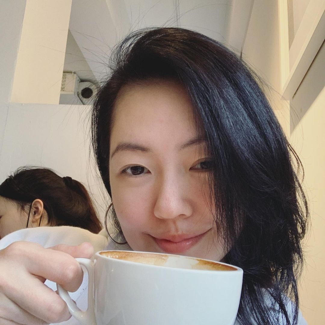 屬馬的朋友虎年太歲相合,所有事情都平平穩穩,財運排第6,感情排第5,感情穩定。