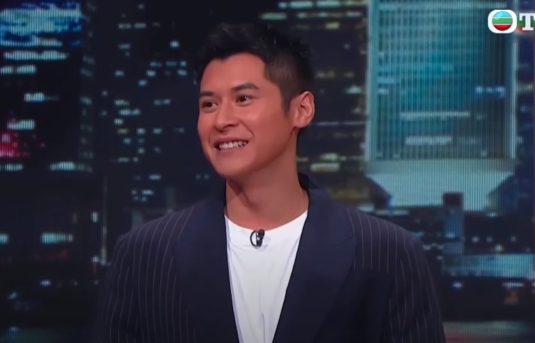 比起24歲的Daniel,同場的陳家樂亦凍齡有道,顏值不輸年輕人。