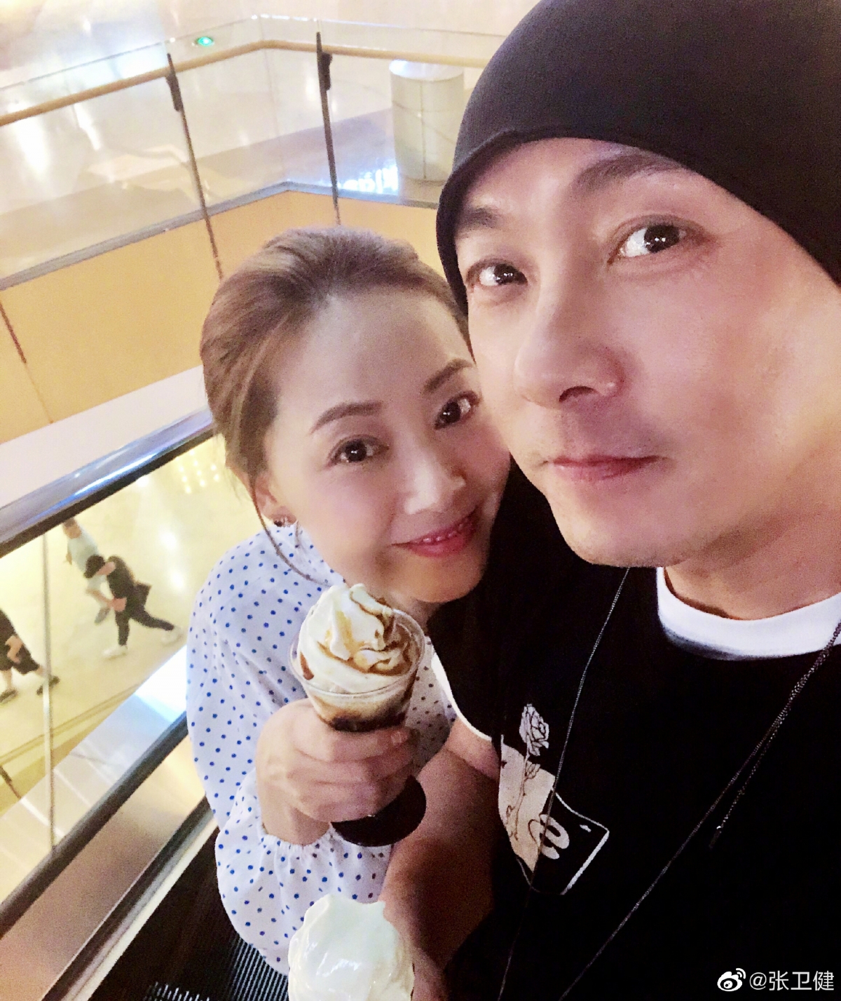 婚後恩愛不變