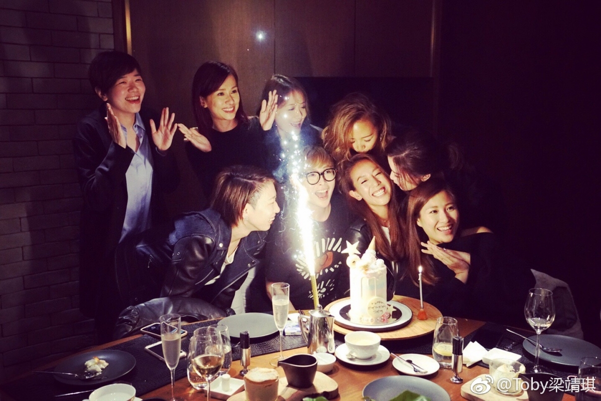 常常在家中與朋友聚餐