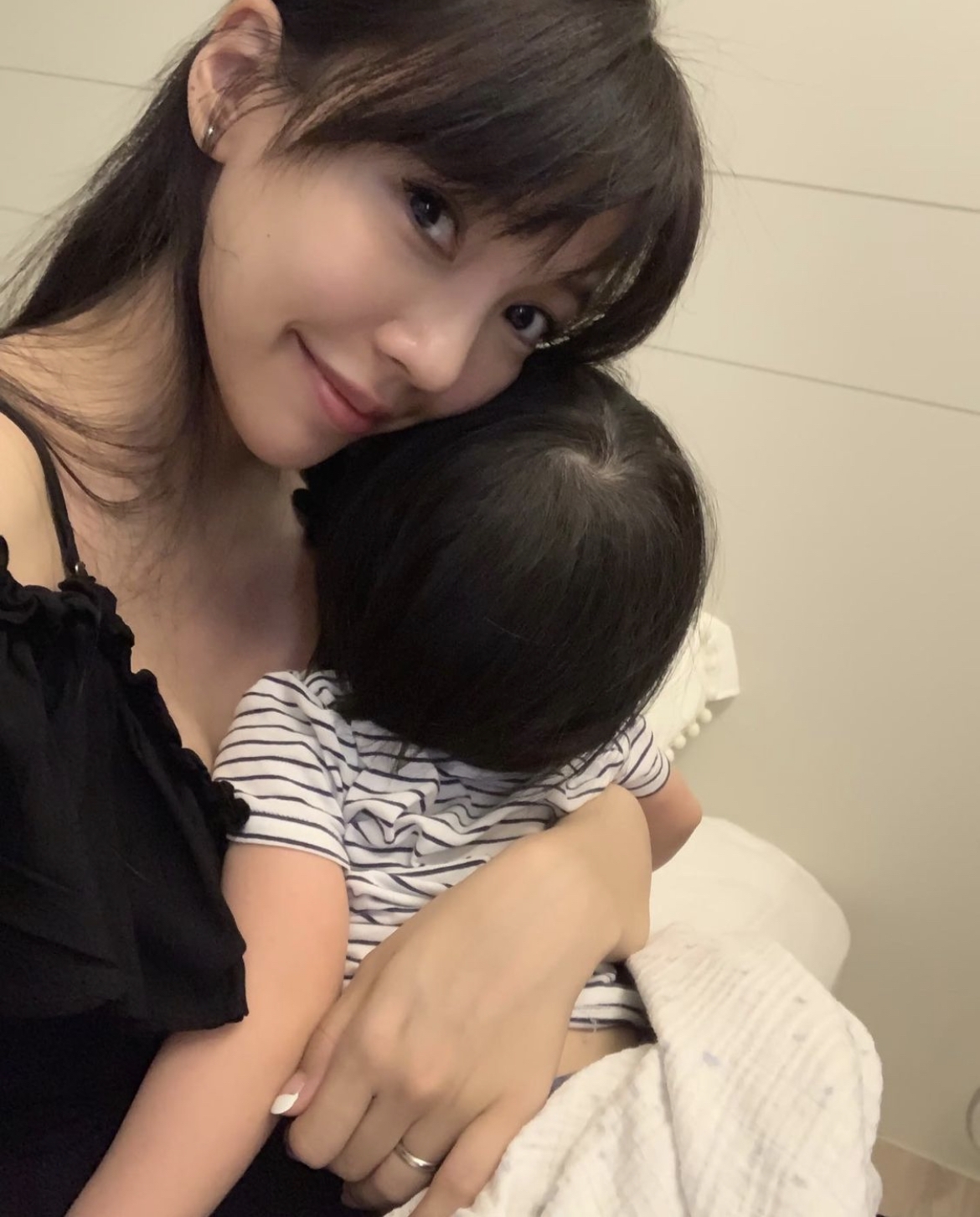 李靚蕾與王力宏婚後卻決定辭職做家庭主婦!