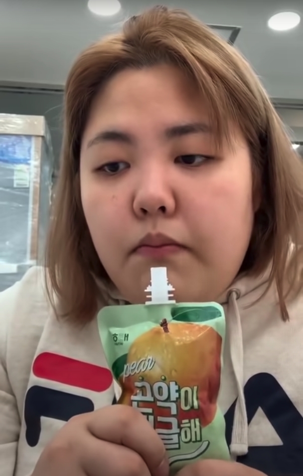 梁秀彬甚至曾於20多歲時進行縮胃手術!