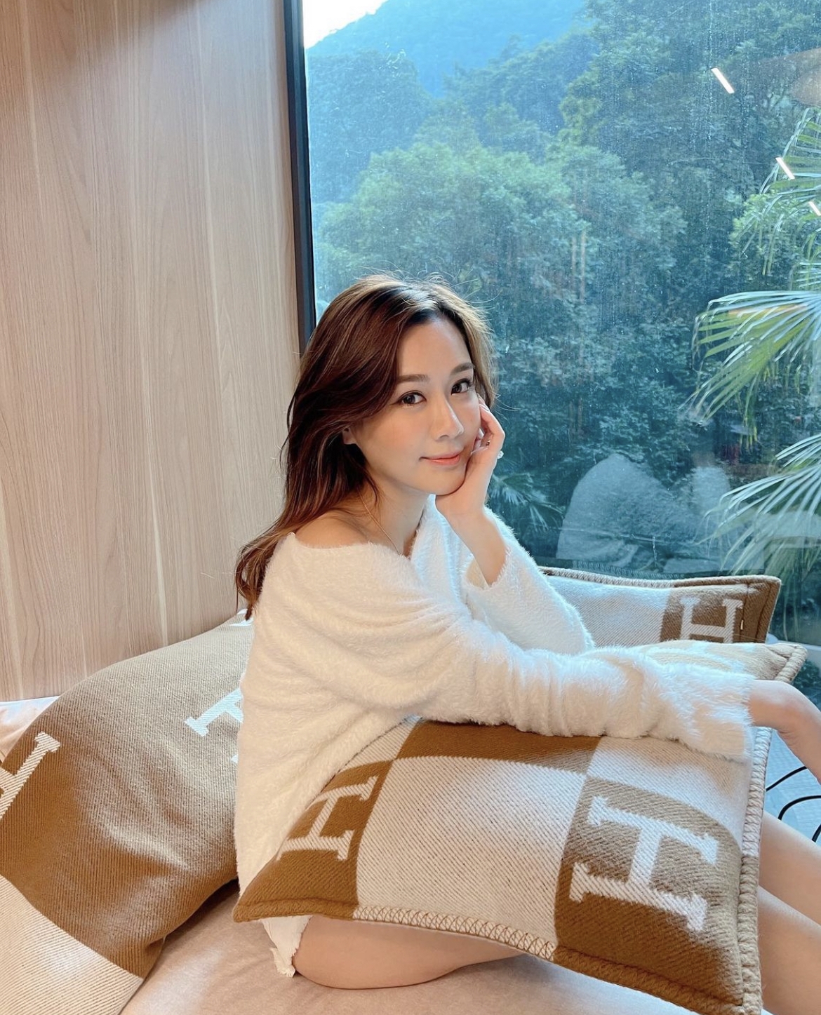 婚後搬進新屋差不多兩個月的Eunice早前在IG分享家中的窗台美景!