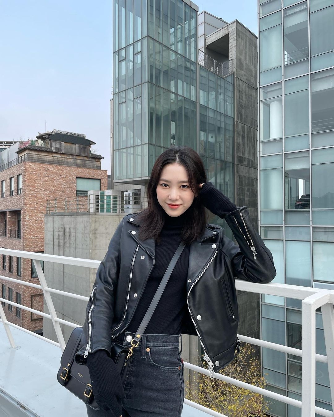 皮質外套絕對是型格之選!