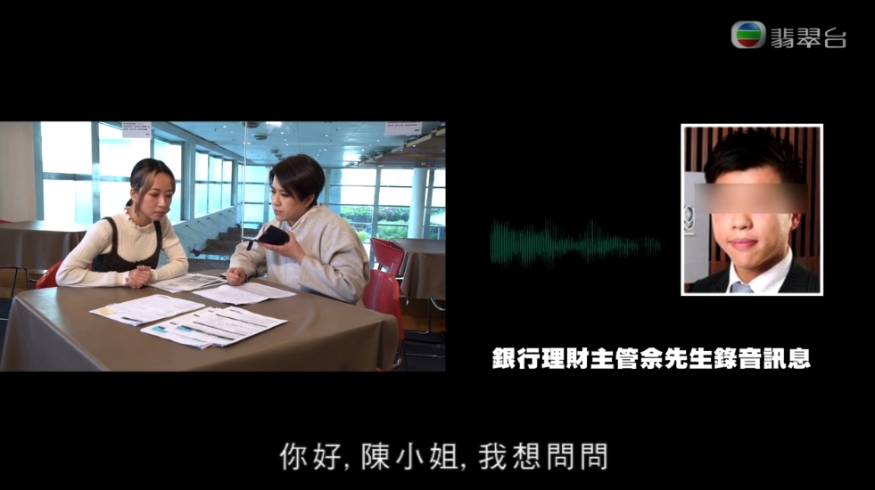 繼續簽下多份文件