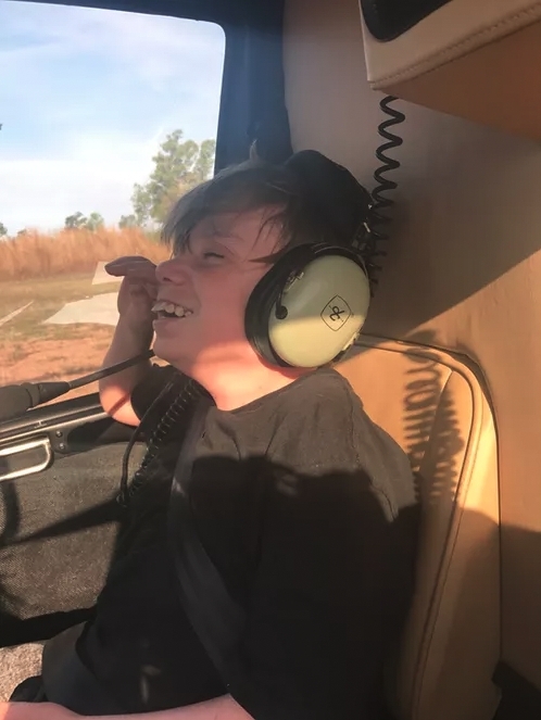 Jimmy總是很開心地笑~