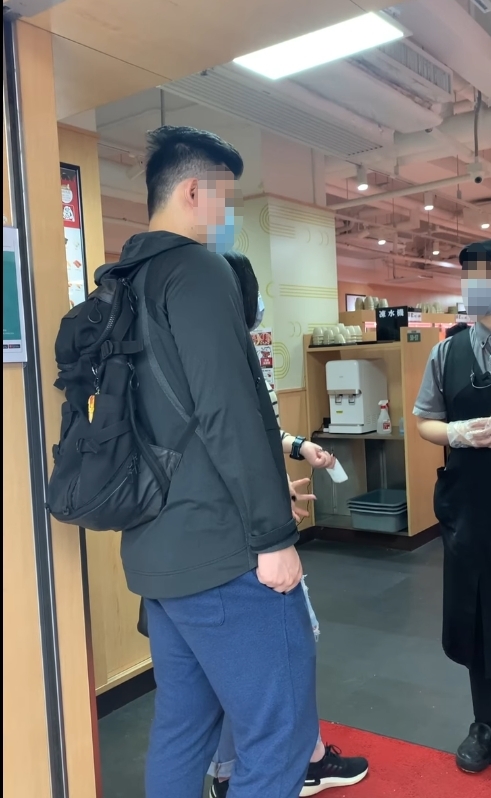 不滿意的港女立刻發難