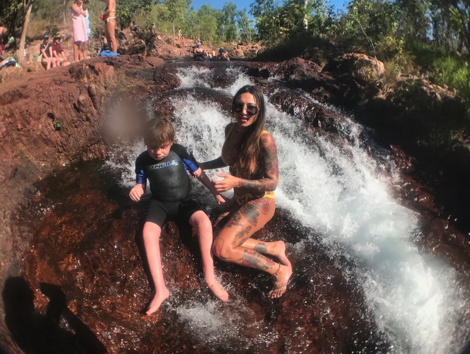 Niki亦慶幸自己和Jimmy有着相同的興趣，同樣喜歡戶外活動、玩水和冒險！