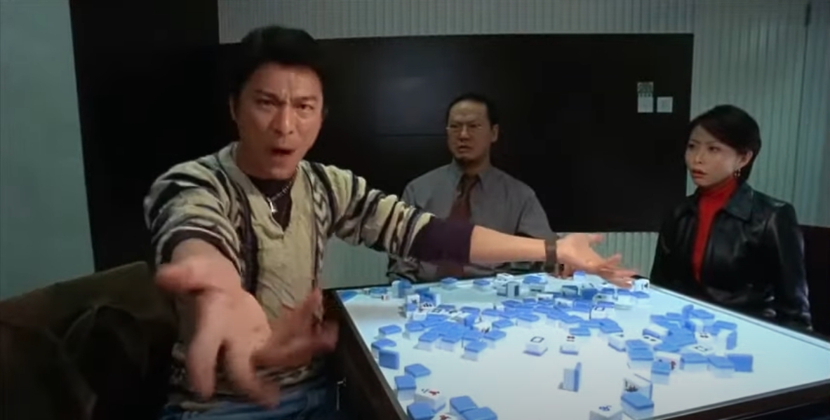 被質疑出千的樓主當然不爽,更即場反擊女友的家人!