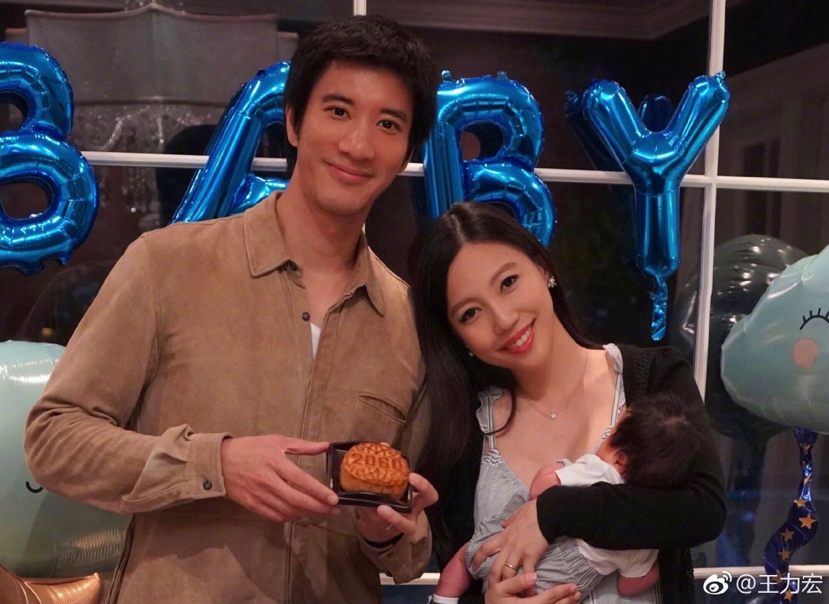 王力宏和李靚蕾的婚變風波延續至今尚未平息~