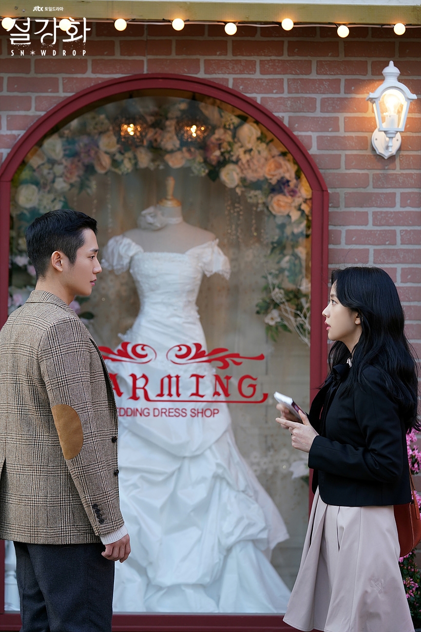 2022大熱復古穿搭 - 企領恤衫搭details外套