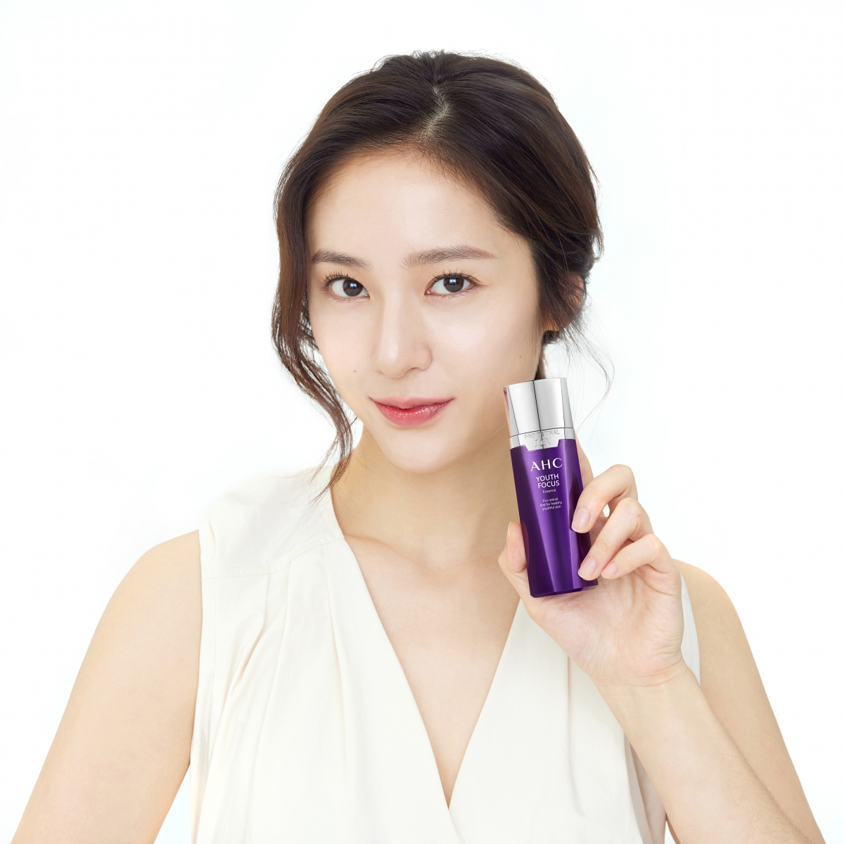 AHC全球代言人Krystal