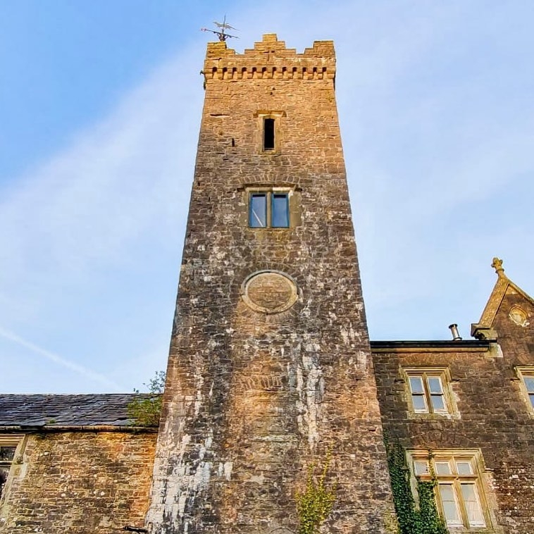 Jude年輕時路過城堡曾感嘆:「天啊!我不敢相信人們住在這樣的房子裡~」