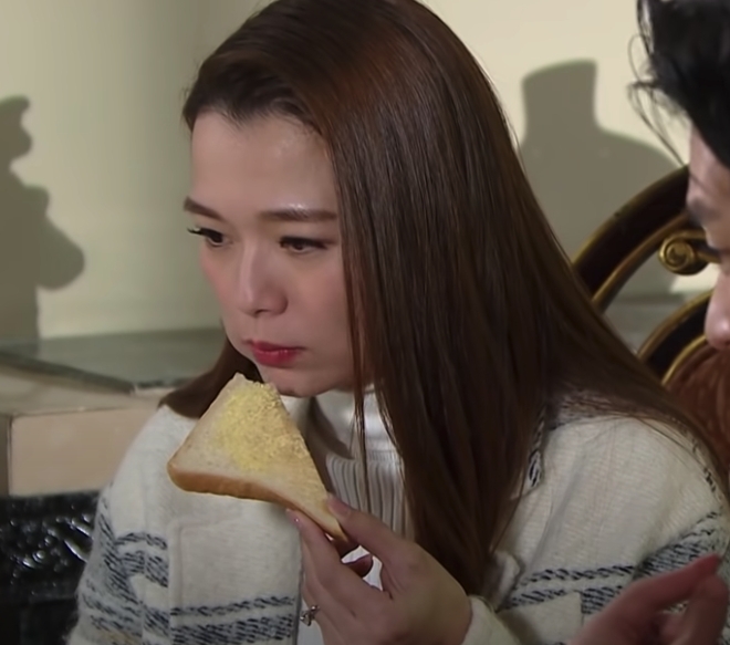 港女居然食檸檬?