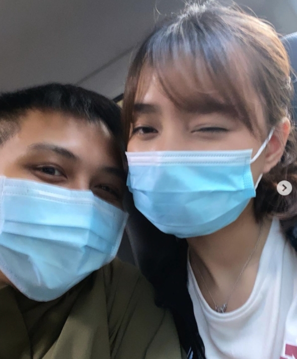兩人此情不再還反面?