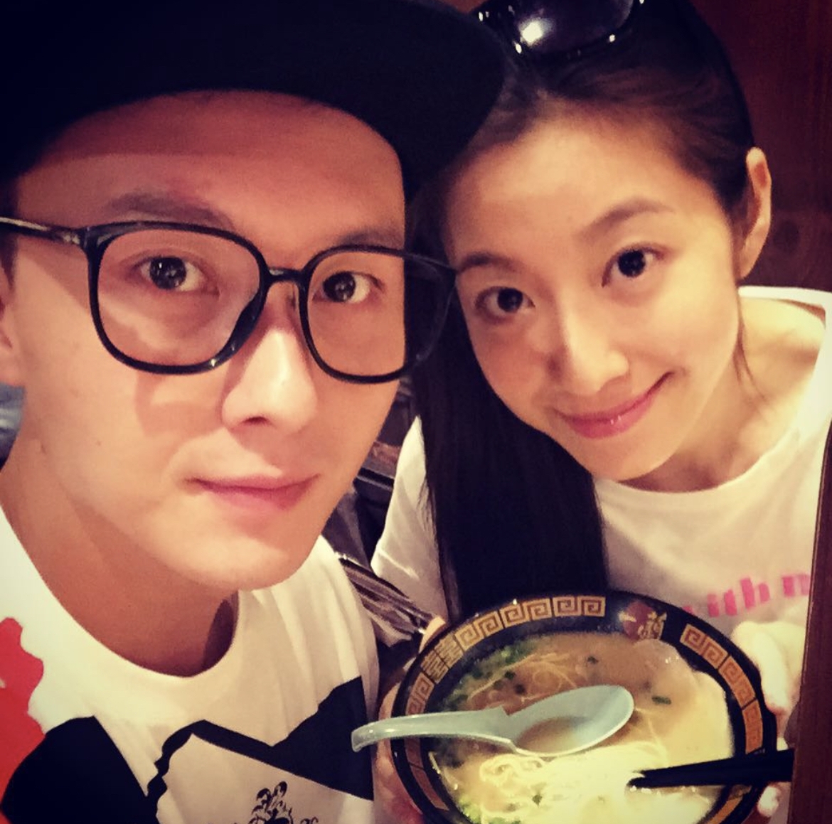 陳自瑤(Yoyo)和老公王浩信近年屢傳婚變,不過近月開始兩人關係似乎逐漸破冰!