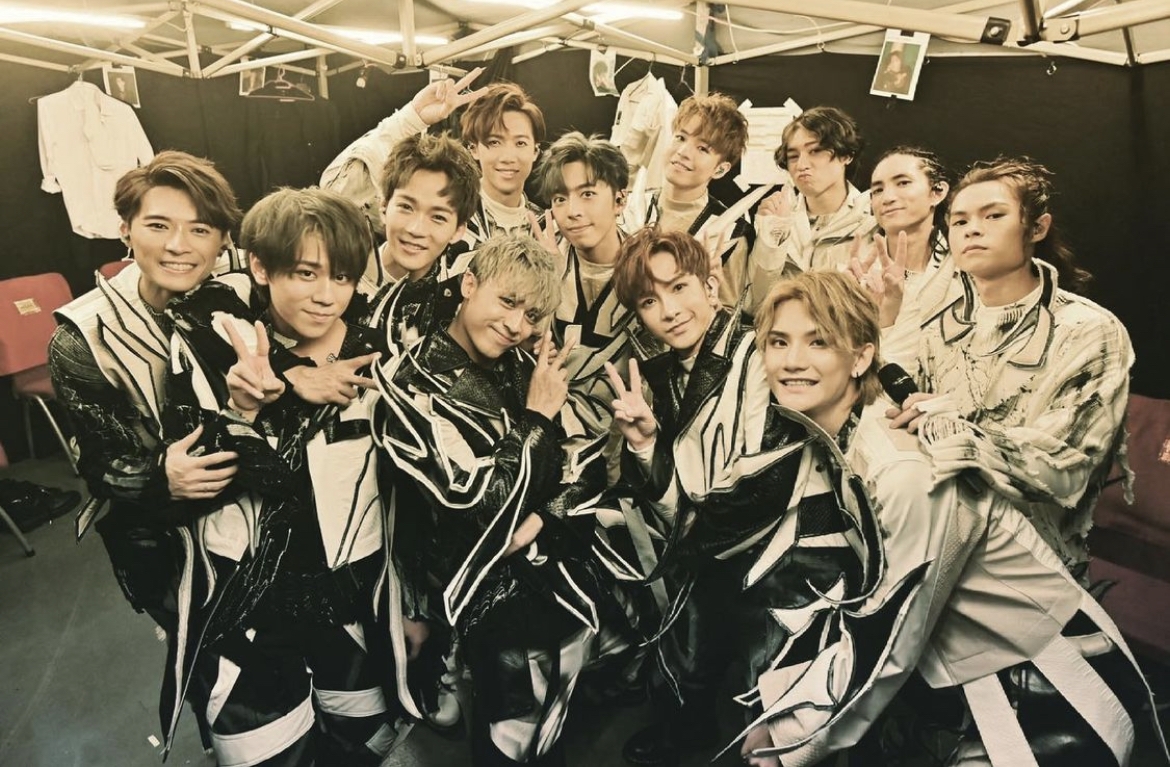 更有網民激動留言，表示：「真係忍無可忍！仲要有女團比較下！」