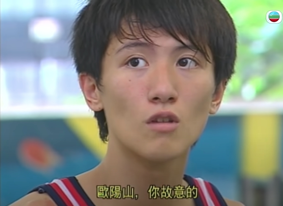 周永恆於2001年以歌手身份出道,亦拍攝過《青出於藍》、《新紮師兄》等影視作品~