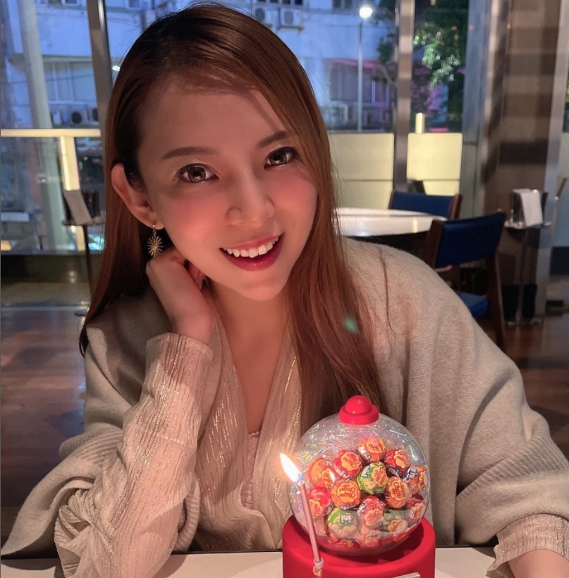 周永恆其後於2017年正式與趙頌茹離婚,與Ruby的婚外情亦交往一年後告終~