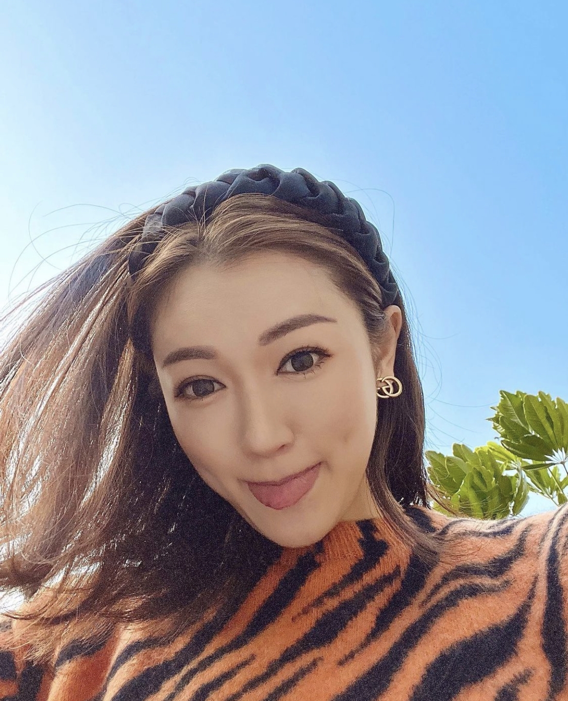 有網民認為張寶兒有可能是因為妝容的變化,加長了眼線而令眼形望落更加長