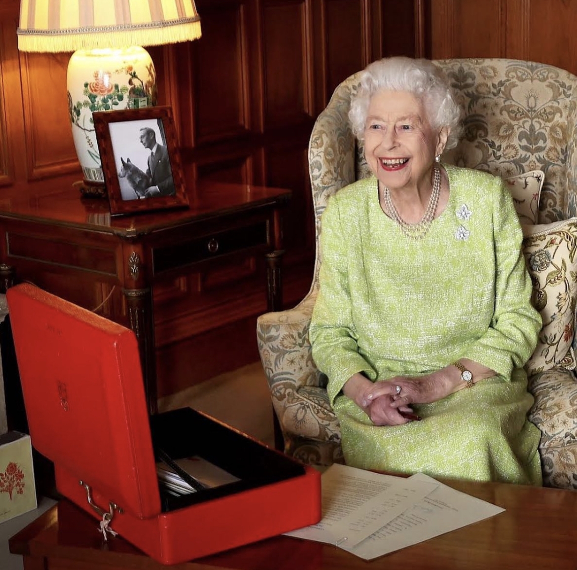 英女王伊利沙白二世(Queen Elizabeth II)於2月6日慶祝登基70周年~