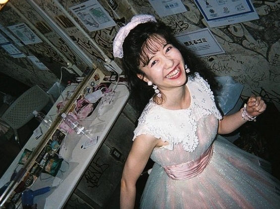 是不是因為是80年代的照片?