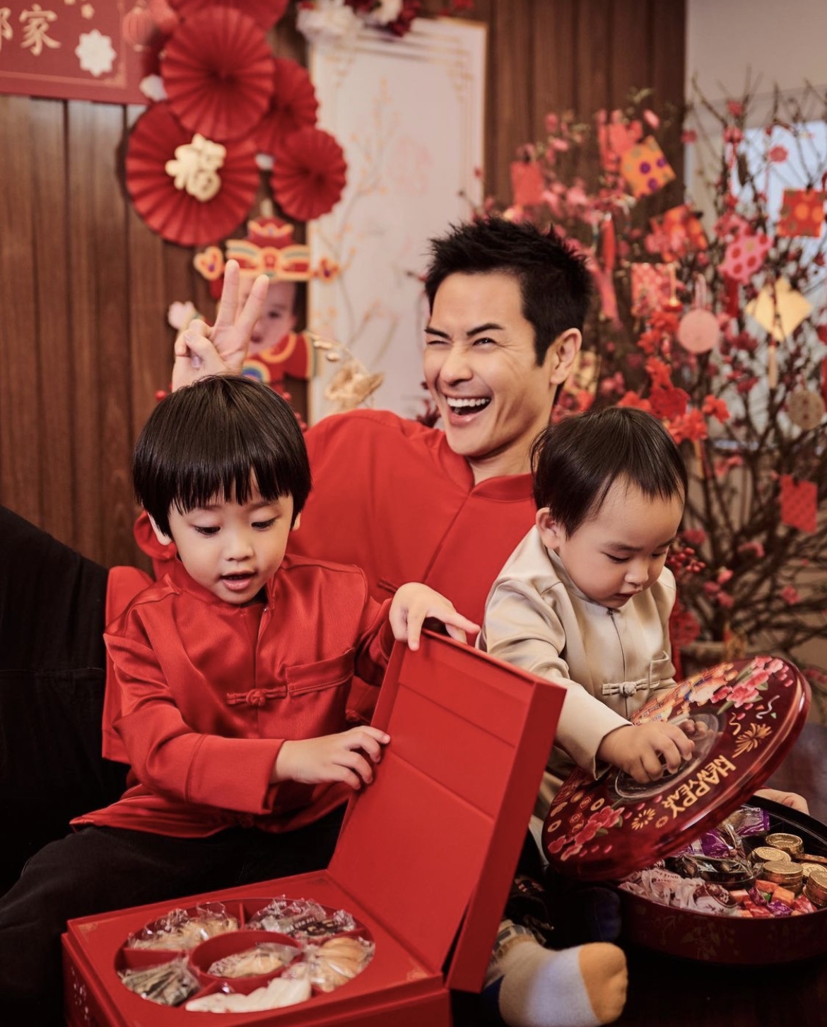 Grace祝賀一眾網民身體健康、新年快樂!