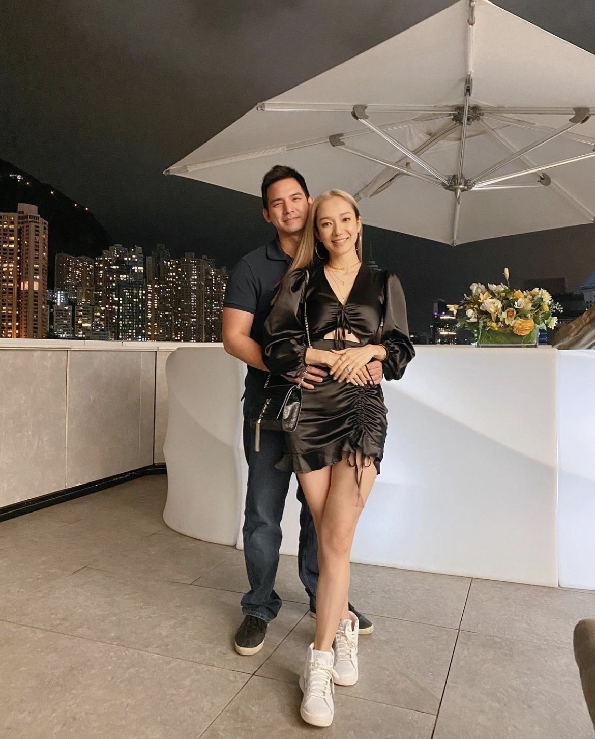 相信Grace一直有相愛17年的老公 Daniel 在背後作為強大後盾