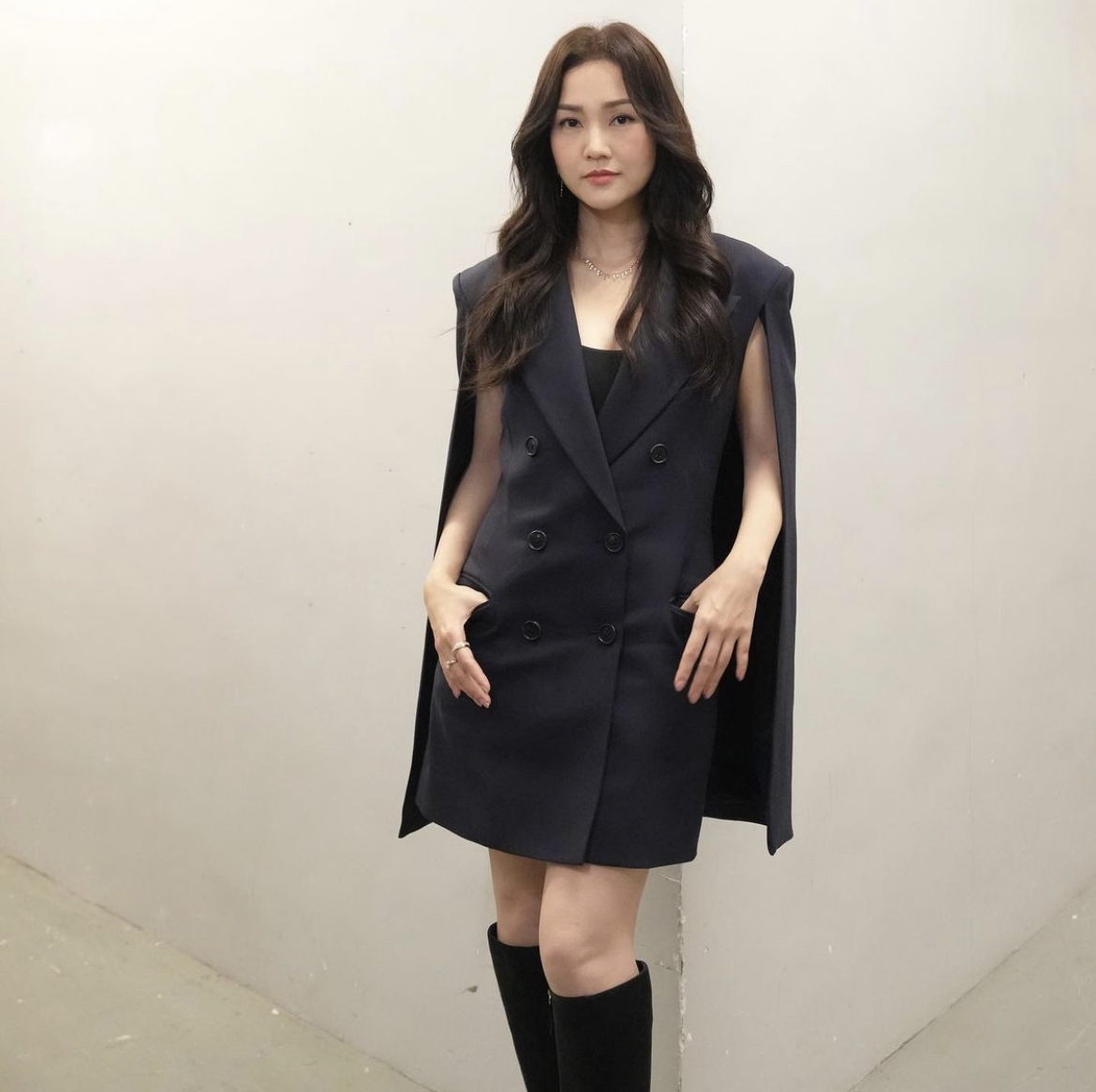 現年44歲的謝安琪(Kay)向來保養得宜,美貌依然!