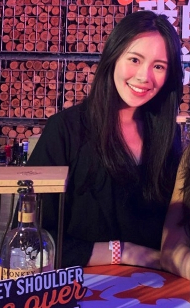 Alice容貌曝光,三任妻子同樣高顏值?