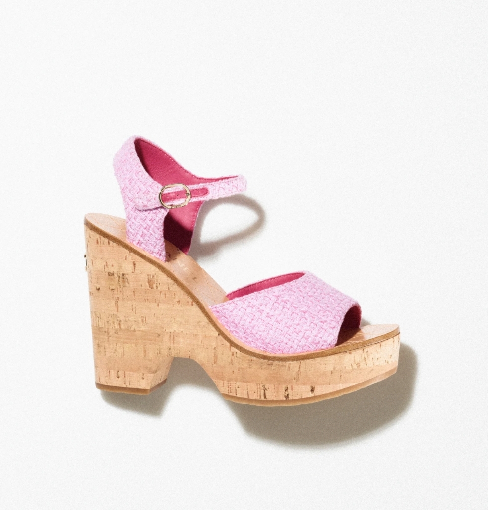 Chanel 高跟涼鞋(HKD 10,100)