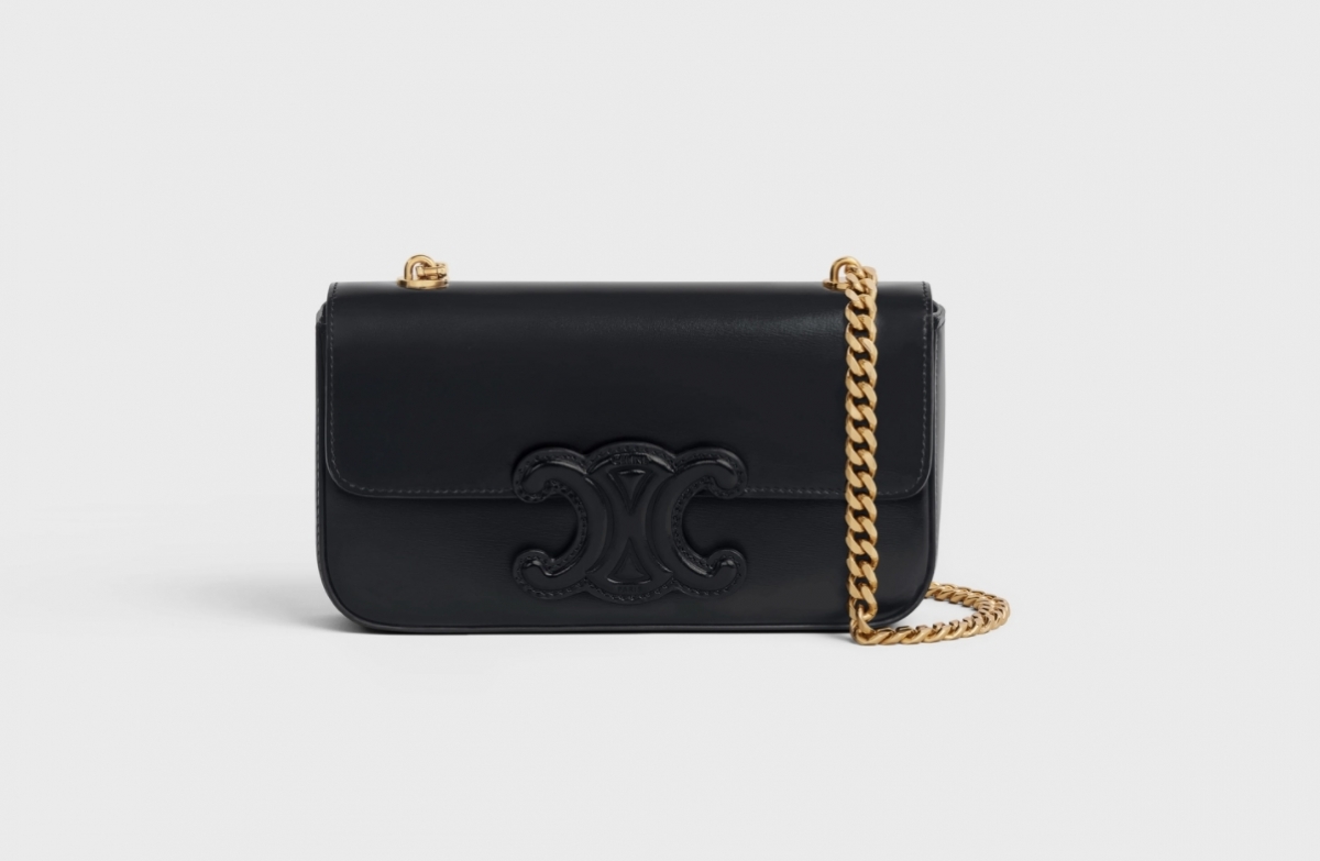 Chain Shoulder Bag(HK$24,000)