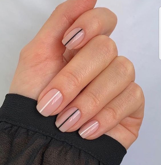 簡易DIY美甲 - 幼長直線