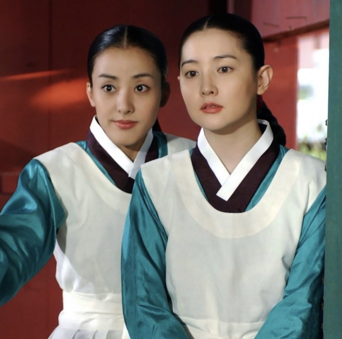 現年51歲的李英愛早年憑2003年的《大長今》一劇紅遍亞洲~